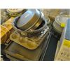Image 3 : LARGE LOT OF MISC. KITCHEN ITEMS - TEAPOTS, BAKING SHEETS, WATER CONTAINER, ETC.