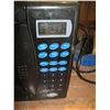 Image 2 : BLACK DANDY MICROWAVE OVEN