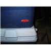 Image 2 : 3 - SMALL COOLERS & A JUICE JUG