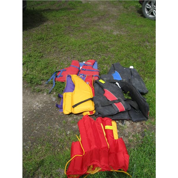 LOT OF ASSORTED LIFE JACKETS