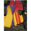 Image 3 : LOT OF ASSORTED LIFE JACKETS