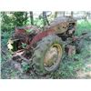 Image 4 : MASSEY HARRIS PACER TRACTOR (NOT RUNNING/NOT SEIZED)