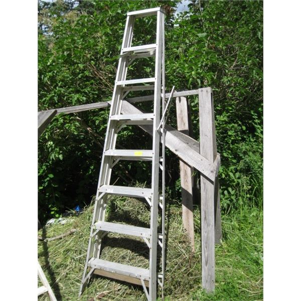 8' ALUM. STEP LADDER