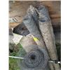 Image 2 : LARGE LOT OF CHICKEN WIRE, 6 - 2 LARGE ROLLS / 4 SMALL ROLLS