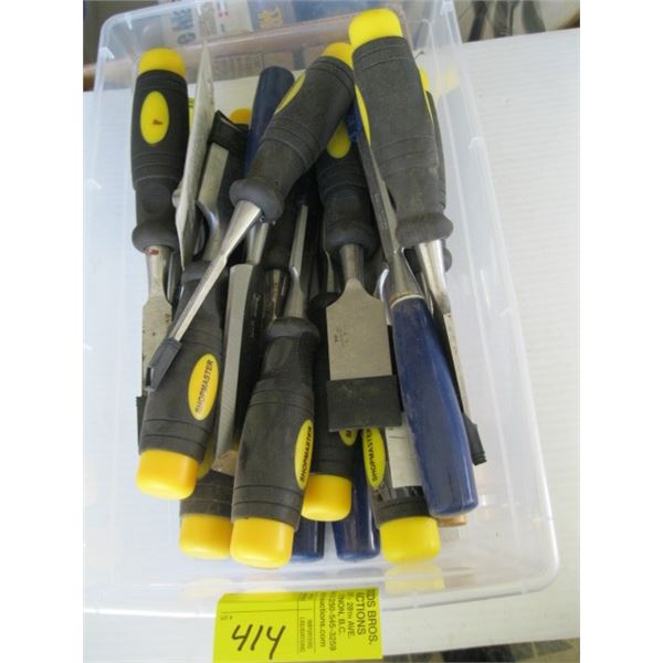 PLASTIC BIN OF ASSORTED CHISELS