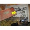 Image 1 : TAP & DIE SET W/ASSORTED ACCESSORIES