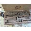 Image 2 : TAP & DIE SET W/ASSORTED ACCESSORIES
