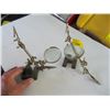 Image 1 : 2 MULTI HOLDERS W/MAGNIFIERS