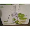 Image 2 : 2 TIER FRUIT BASKET & MANUAL JUICER