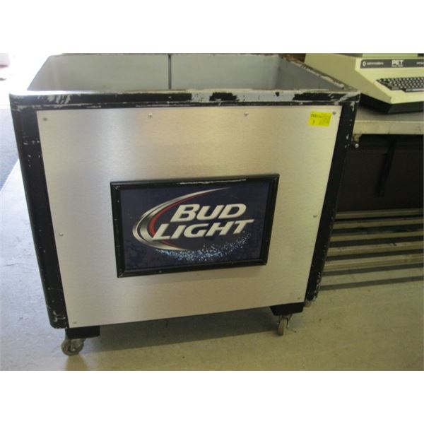 BUDLIGHT ROLLING COOLER