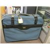 Image 1 : BLUE SUITCASE