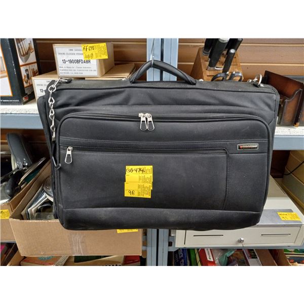 BLACK RICARDO BEVERY HILLS CARRYING CASE