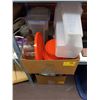 Image 1 : BOX OF GLASS STORAGE CONTAINERS W/PLASTIC LIDS