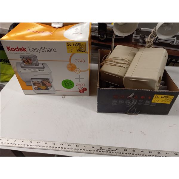 KODAK EASY SHARE PRINTER DOCK (DOES NOT HAVE CAMERA) & A FLAT W/2 TABLE LAMPS, COMPUTER SPEAKERS, ET