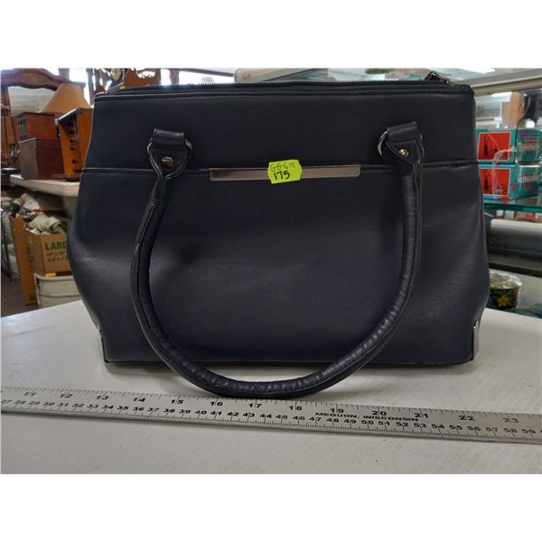 LADIES NAVY BLUE PURSE