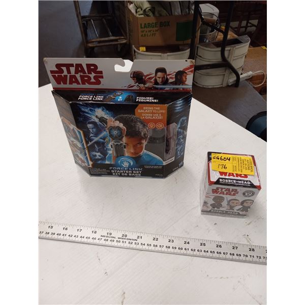 STAR WARS FORCE LINK STARTERS KIT IN BOX & A STAR WARS BOBBLEHEAD