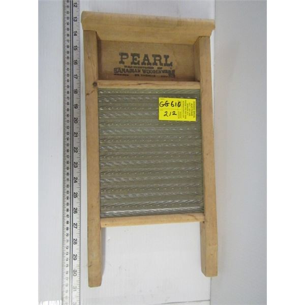 PEARL CANADIAN WOOD WARE WASH BOARD