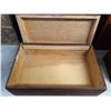 Image 2 : SMALL WOODEN BOX WITH LID MISSING HINGES