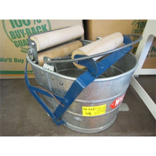 METAL MOP BUCKET