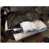 Image 2 : BLACK TOTE OF CAMPING BEDDING