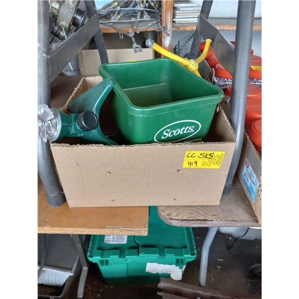 BOX WITH 2 SPRINKLERS AND SCOTTS HAND HELD SEEDER