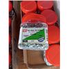 Image 2 : BOX OF 8X5/8 HEX HEAD TEK SCREWS