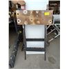 Image 1 : FOLDING WORK BENCH