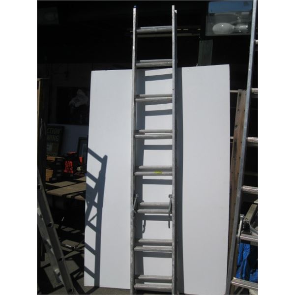 ALUMINUM 14' EXTENSION LADDER