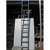 Image 1 : 18' ALUMINUM EXTENSION LADDER WITH EARS