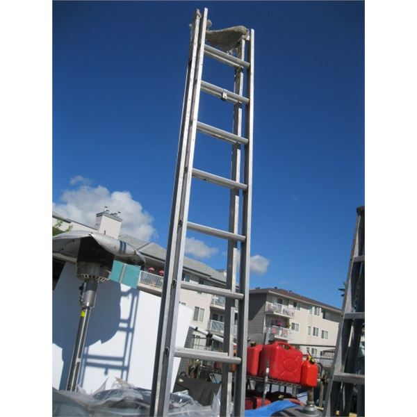 22' EXTENSION LADDER