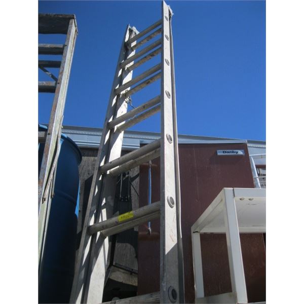 18' EXTENSION LADDER