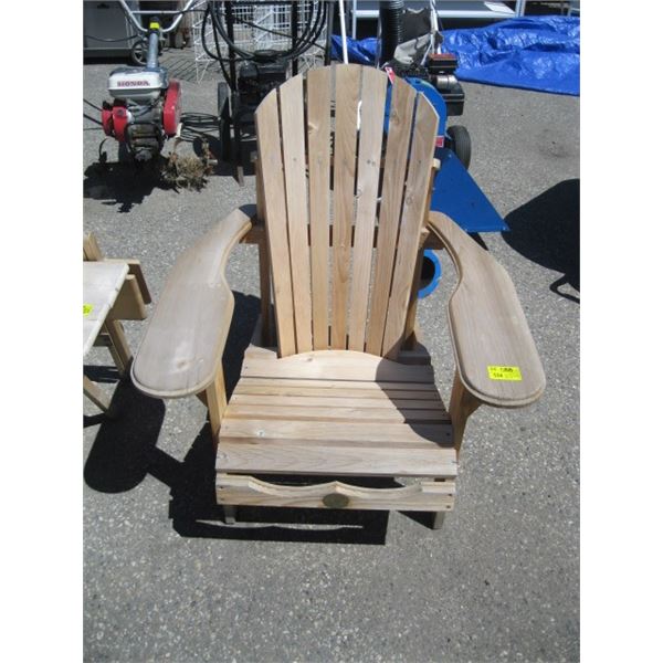 WOODEN BEAR CHAIR