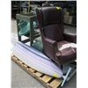 Image 4 : PELLET OF COMPUTER CHAIR, WALL MOUNT DESK, IRONING BOARD ETC
