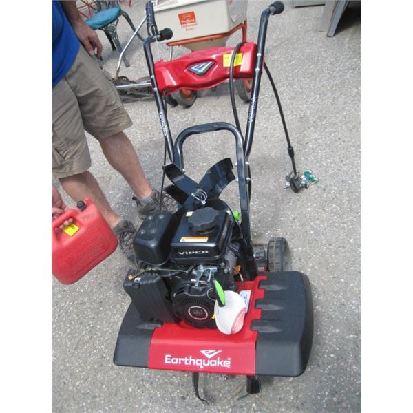 VERSA EARTHQUAKE ROTOTILLER WITH GAS CAN