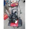 Image 1 : VERSA EARTHQUAKE ROTOTILLER WITH GAS CAN