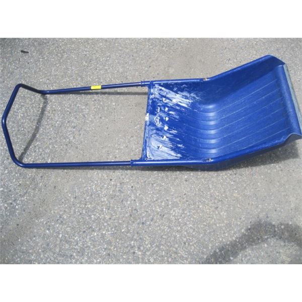 LARGE BLUE SNOW SCOOP