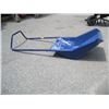 Image 2 : LARGE BLUE SNOW SCOOP