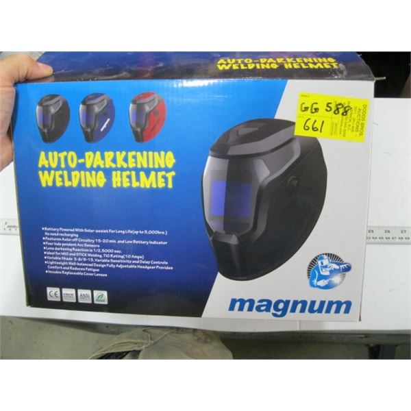 MAGNUM AUTO DARKENING WELDING HELMET IN BOX