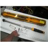 Image 3 : DEWALT TORQUE WRENCH IN CASE 1/2" DRIVE