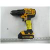 Image 1 : DEWALT 20 VOLT MAX DRILL NO CHARGER