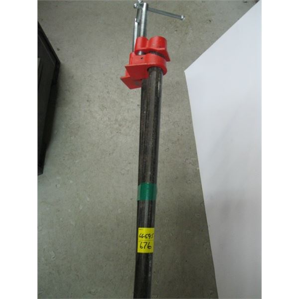 2-6FT BAR CLAMPS