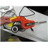 Image 2 : BLACK AND DECKER DETAIL SANDER WITH EXTRA SANDING BELTS