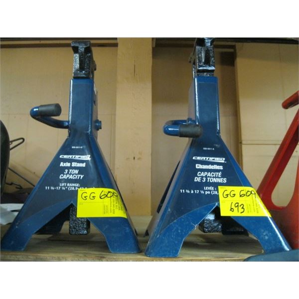 PR OF 3 TON AXEL STANDS