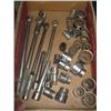 Image 1 : FLAT OF 3/4" RATCHET AND SOCKETS