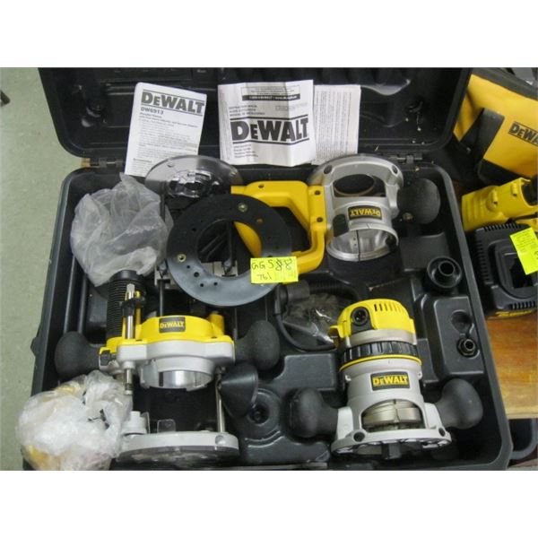 DEWALT ROUTER KIT WITH ATTACHMENTS IN CASE