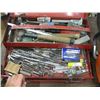 Image 3 : RED TOOL BOX WITH DRAWERS AND MISC TOOLS