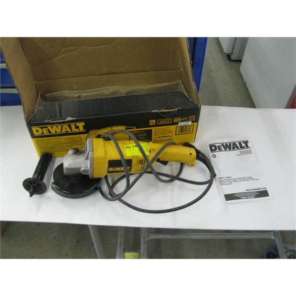 DEWALT ELECTRIC GRINDER IN BOX