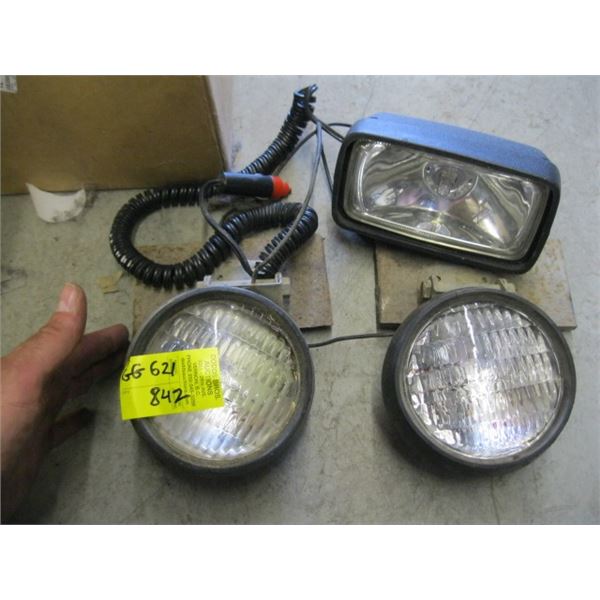 3 VEHICLE LIGHTS