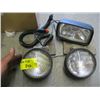 Image 1 : 3 VEHICLE LIGHTS