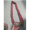 Image 4 : BOX OF SLING, GLOVES AND TAPE